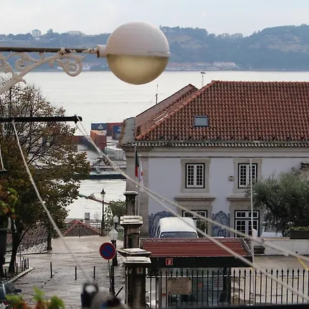 Cosy&shiny Lovely In Santos Lisbon